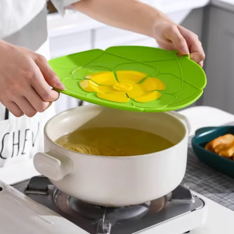 Multifunctionele deksel tegen overkoken: een must-have voor elke multitasker